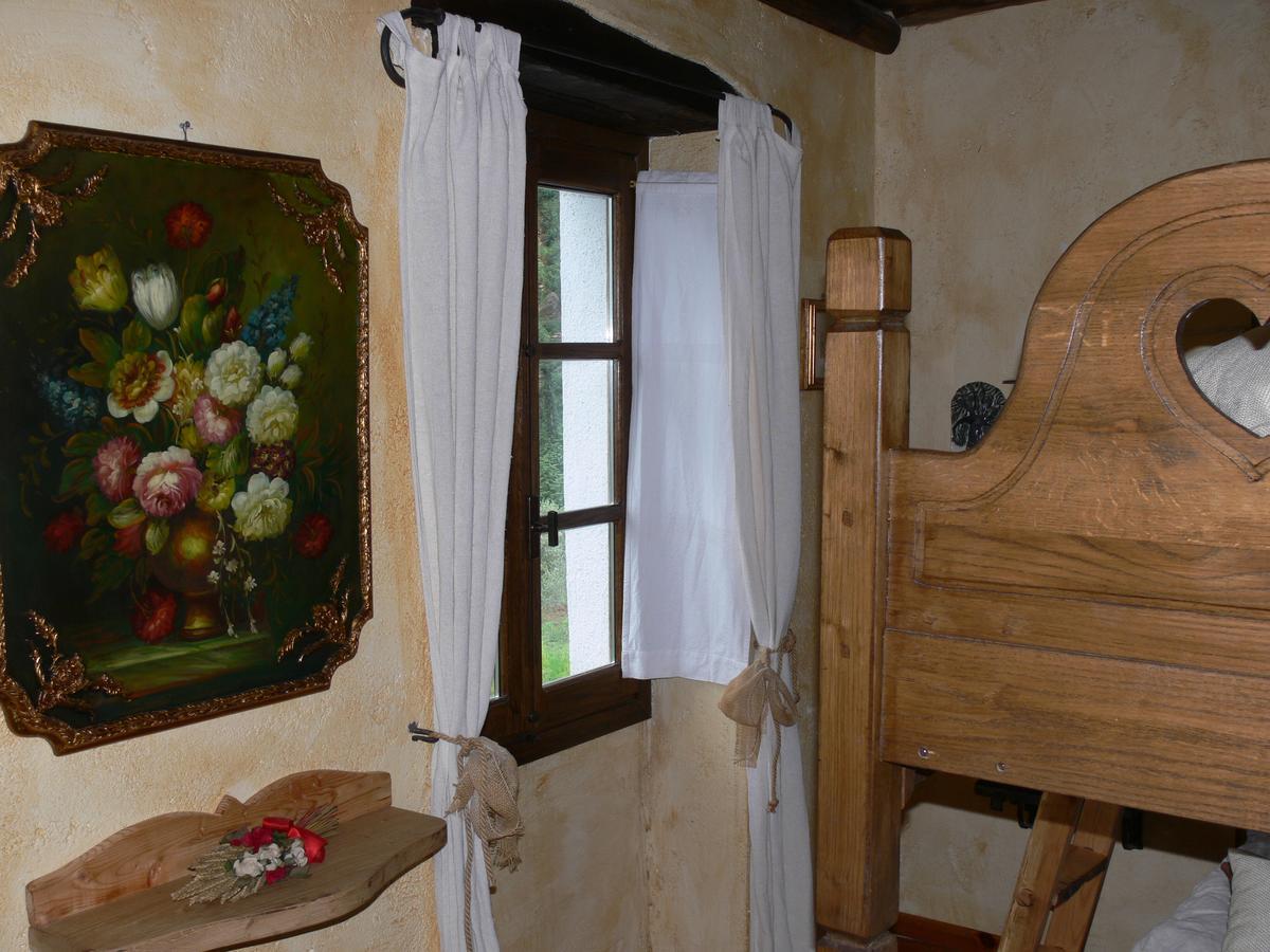 Il Cappellaio Matto Bed and Breakfast Montalto Ligure Buitenkant foto