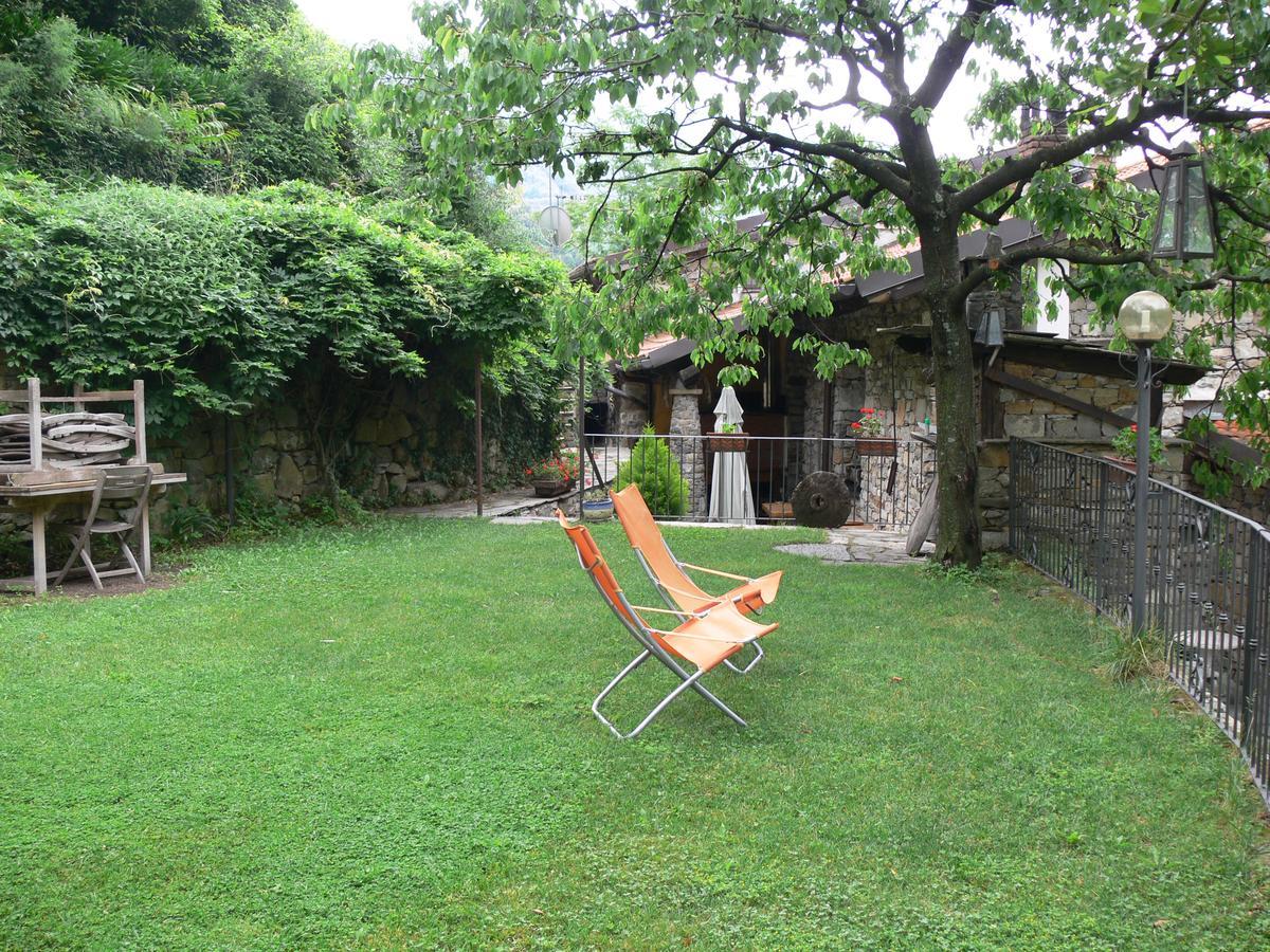 Il Cappellaio Matto Bed and Breakfast Montalto Ligure Buitenkant foto