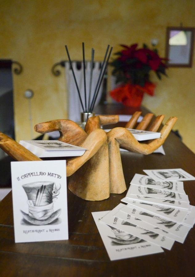 Il Cappellaio Matto Bed and Breakfast Montalto Ligure Buitenkant foto
