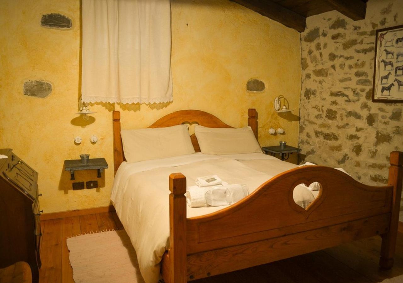 Il Cappellaio Matto Bed and Breakfast Montalto Ligure Buitenkant foto