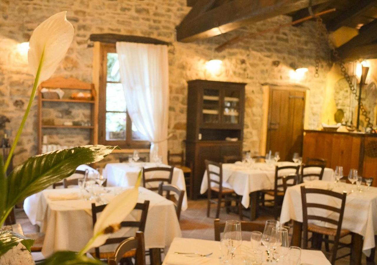 Il Cappellaio Matto Bed and Breakfast Montalto Ligure Buitenkant foto