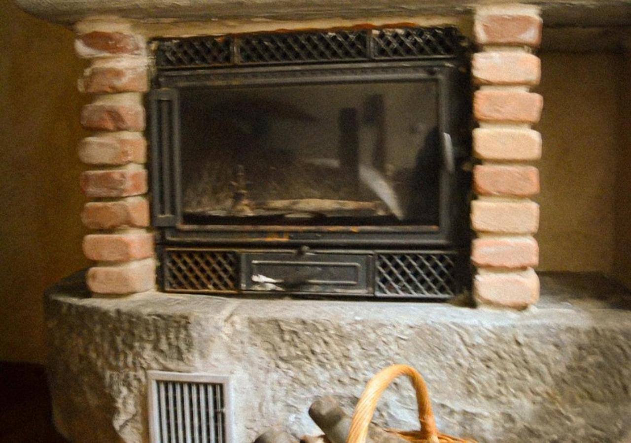 Il Cappellaio Matto Bed and Breakfast Montalto Ligure Buitenkant foto